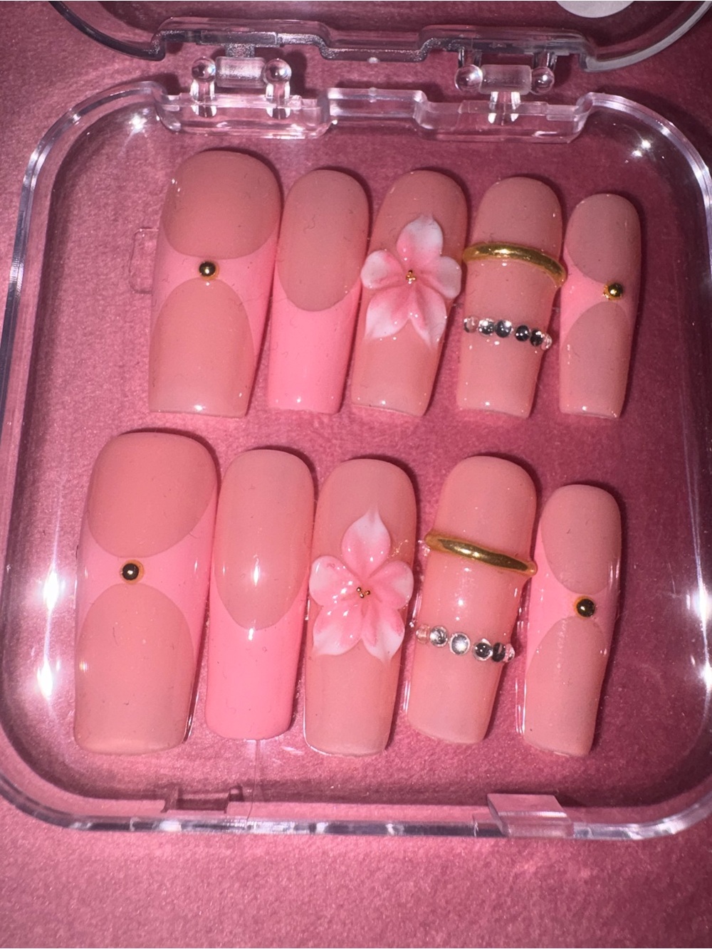 Pink Floral Press-On Nail Set for Women - Decorative Rhinestone & Gold Accent